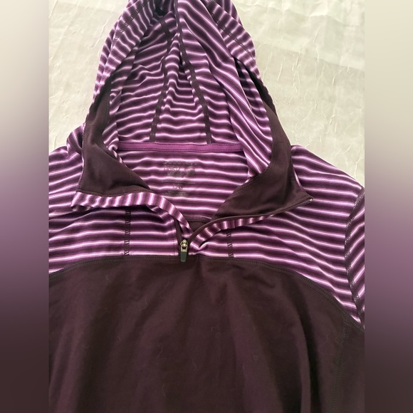Mountain Hardwear Purple Hooded Top Large - Picture 4 of 5